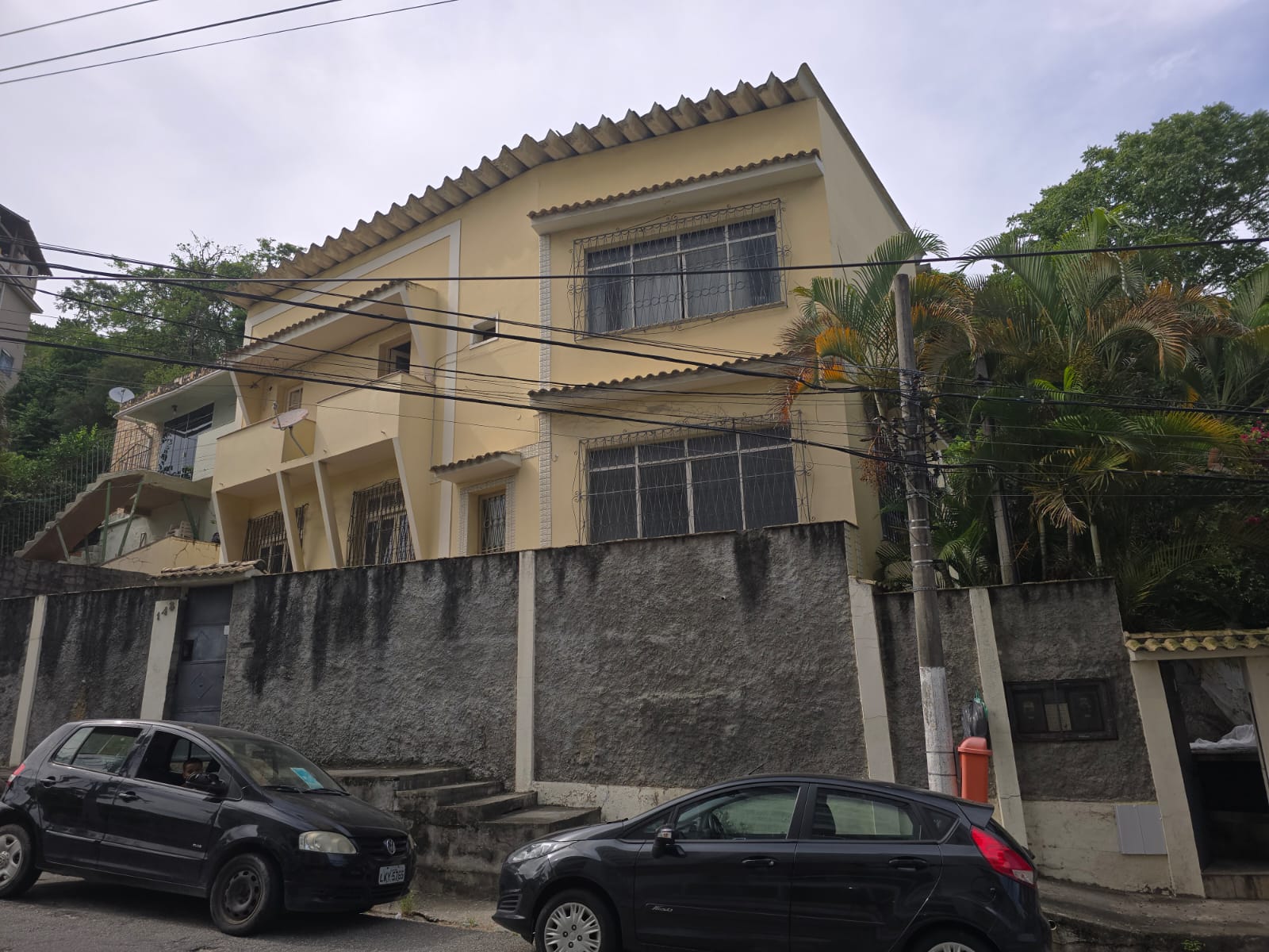 Casa + anexo em Santa Rosa, Niterói